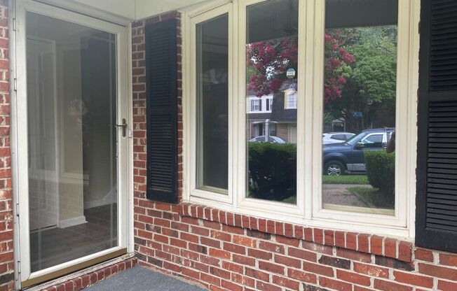 The Perfect 3 Bed, 1.5 Bath Cozy Townhouse