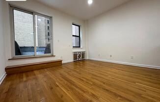 Studio, 1 bath, $2,995, Unit 4F