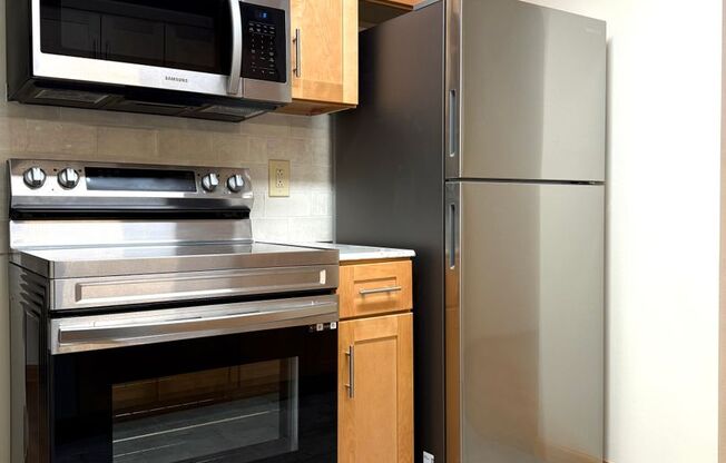 1 bed, 1 bath, 750 sqft, $1,275, Unit 185-2