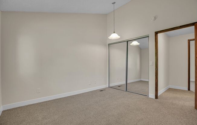 2 beds, 1.5 baths, 1,050 sqft, $2,049, Unit 214-786D