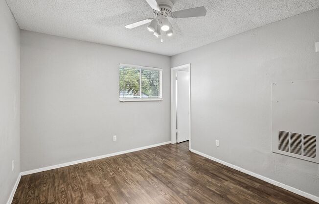 Studio, 1 bath, 500 sqft, $795, Unit 106