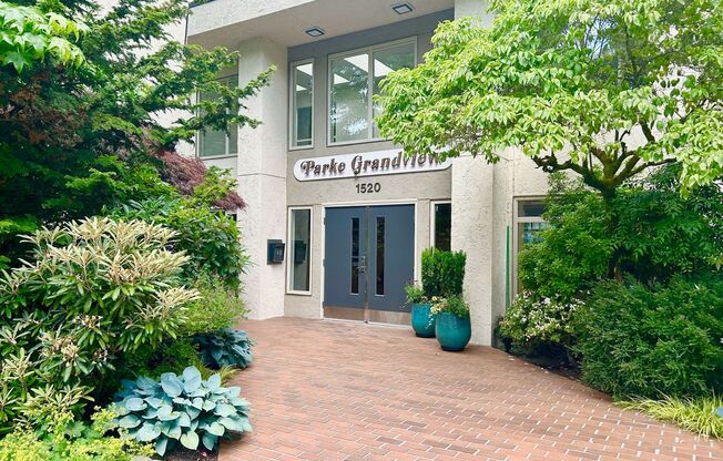 North Capitol Hill Condo