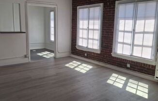 Manhattan Place Apartments