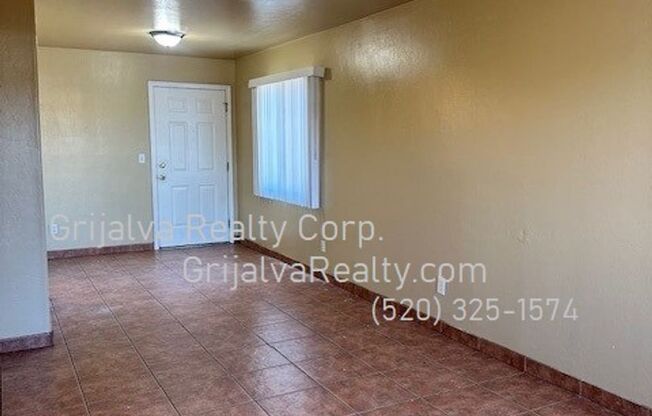 3 beds, 2 baths, 1,133 sqft, $1,400