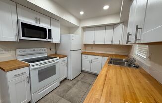 4554 E PARADISE VILLAGE Parkway N