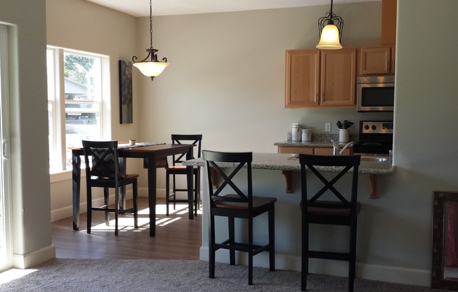 1 bed, 1 bath, 728 sqft, $1,615, Unit 103-D