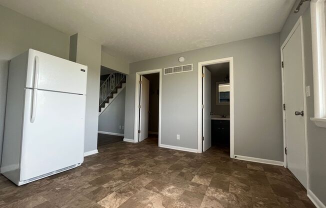 2 beds, 1.5 baths, 1,000 sqft, $1,350, Unit 204