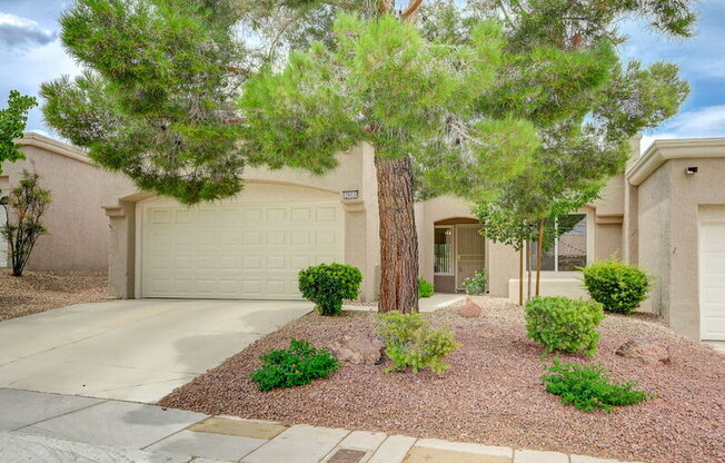 2613 BREAKERS CRK DR