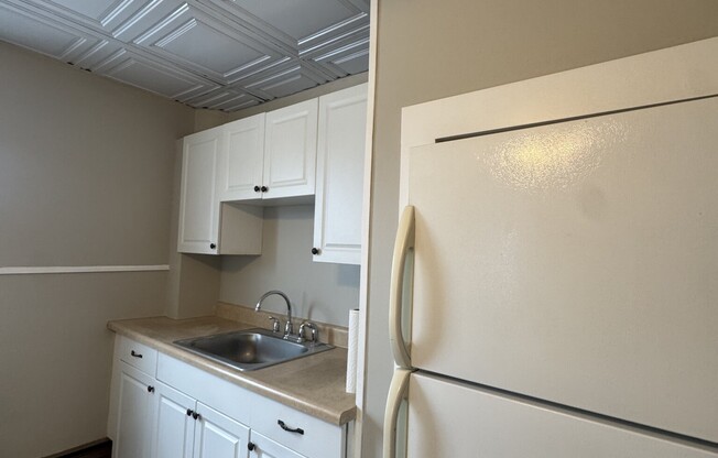 17 EDMANDS ST