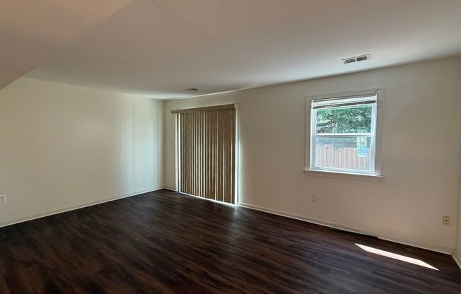 Lake Ridge Townhouse