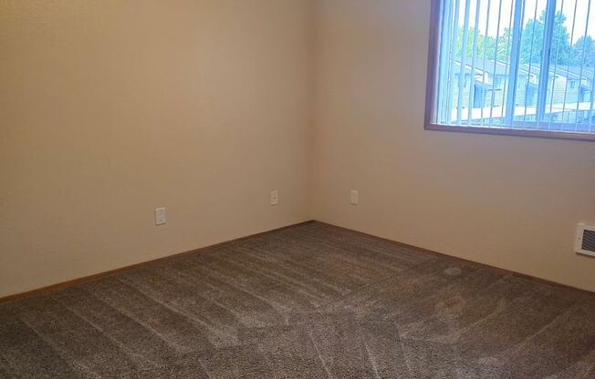 1 bed, 1 bath, 564 sqft, $1,250, Unit 1480-2