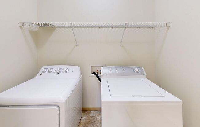 1 bed, 1 bath, 975 sqft, $1,075, Unit 4685-109