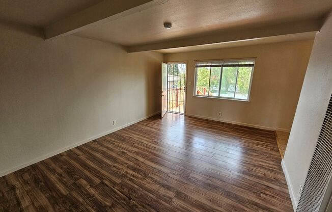 Charming & Spacious Upstairs 2-Bedroom Apartment Looking for a New Tenant!