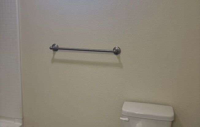 2 beds, 2 baths, 1,033 sqft, $2,238, Unit 1663 - 1305