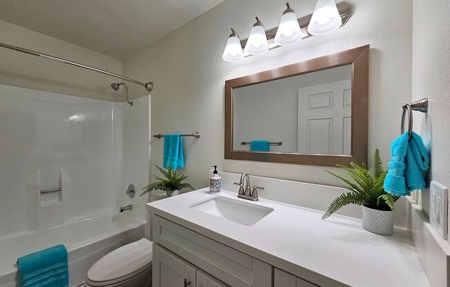 1 bed, 1 bath, $2,075, Unit 93