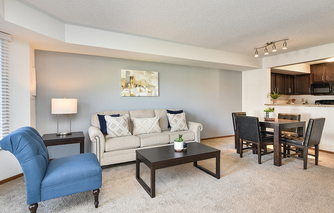 Bass Lake Hills Townhomes - Living & Dining Room