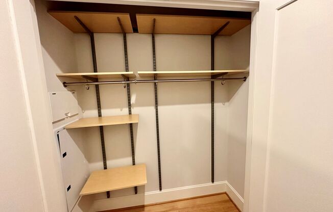 1 bed, 1 bath, $2,800, Unit 512