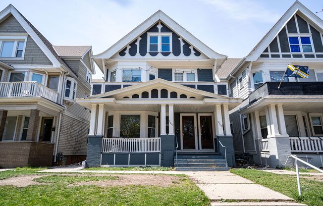 2939 Maryland Upper Flat - Walk to Campus