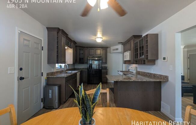 1905 N MTN AVE