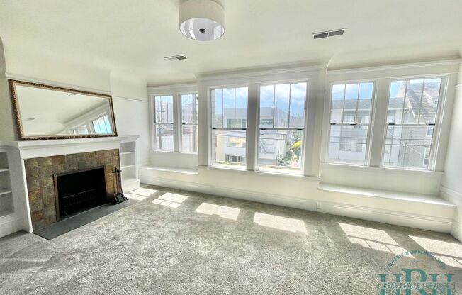 Sun Drenched Top Floor 2 BR | 1 BA WITH BONUS OFFICE ROOM in the Outer Richmond