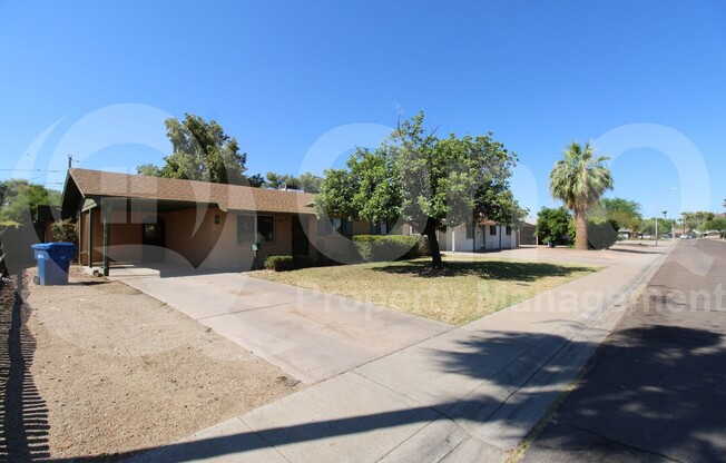 925 W PKWY BLVD