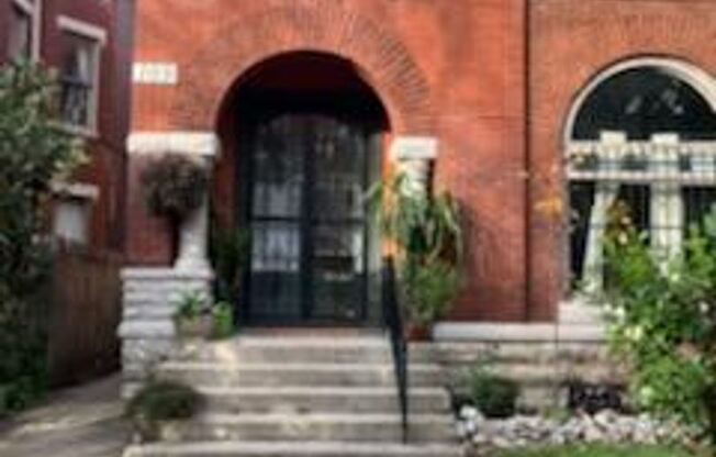 109 W. Ormsby