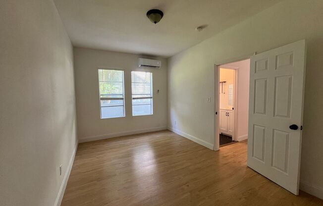 1 bed, 1 bath, 550 sqft, $1,450, Unit Unit 5