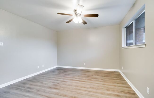 2 beds, 1 bath, 768 sqft, $925, Unit 228B