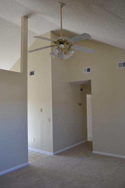 3 beds, 2 baths, $1,650