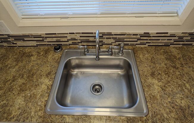 2 beds, 1.5 baths, 900 sqft, $1,545, Unit 7869