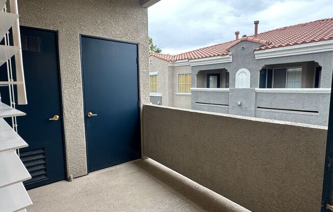 BEAUTIFUL 3BD/2BATH CONDO!