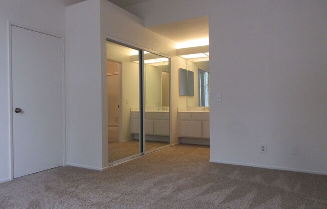 1 bed, 1 bath, $2,300