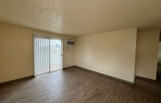 2 beds, 1 bath, 720 sqft, $1,080, Unit 3