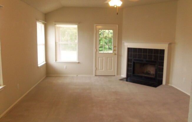 3 beds, 2 baths, $1,200