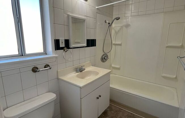 Waived $47 Application Fee!!! Spacious, Downstairs - 1 Bedroom / 1 Bathroom!