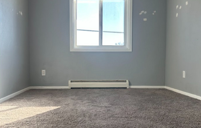 2 beds, 1 bath, 750 sqft, $1,349, Unit 1624-12