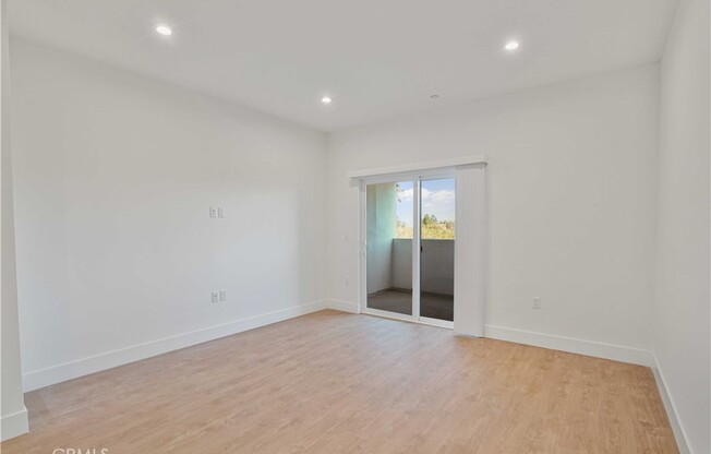 2 beds, 2 baths, 1,069 sqft, $2,309, Unit 502