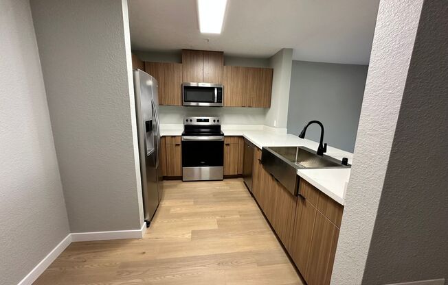 1 bed, 1 bath, 671 sqft, $2,495, Unit G006