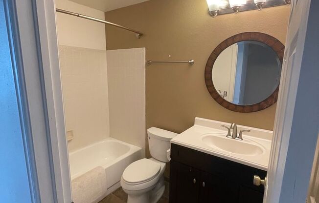 Charming 3b/3b Townhome In Downtown Louisville