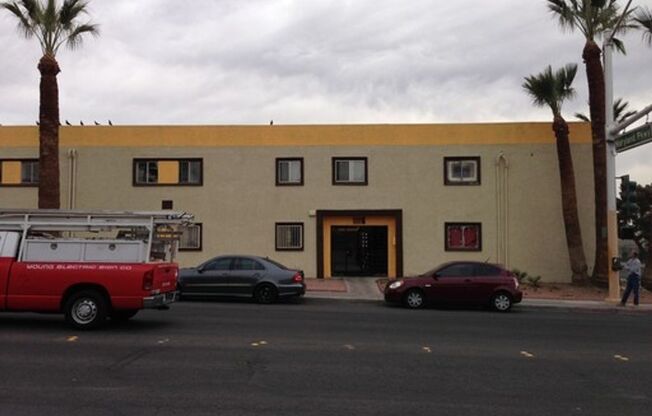 211 Maryland Parkway unit B