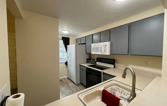 Charming townhome in Mission Viejo area