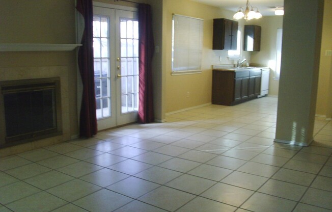 2 beds, 1 bath, $1,275