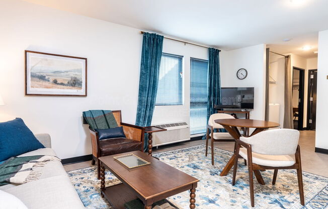 1 bed, 1 bath, 449 sqft, $745, Unit 118