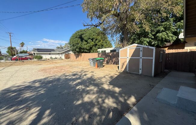 Two Bedroom 1 Bathroom Home in Hemet