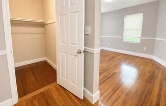 32 CALLENDER ST