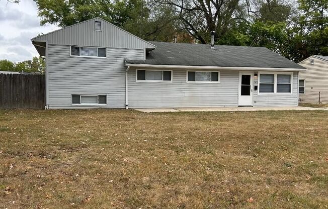 REDUCED! 4 Bedroom, 2 Bath, Single House in Southwest Columbus