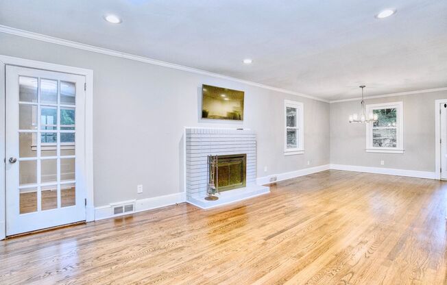 Beautiful home in Greenville near Downtown