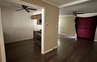 3 beds, 2 baths, $1,195