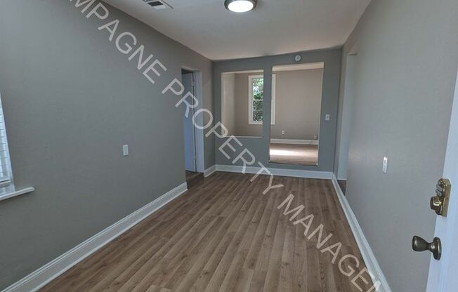 1 bed, 1 bath, 900 sqft, $1,200, Unit Apt 3