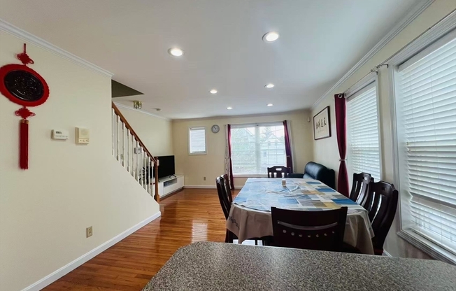 38 RAYMOND ST